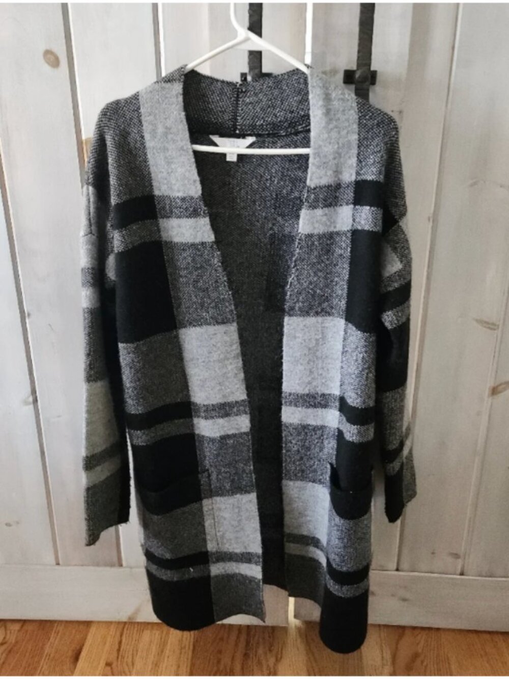 Time and Tru Long Open Front Cardigan Sweater With Pockets